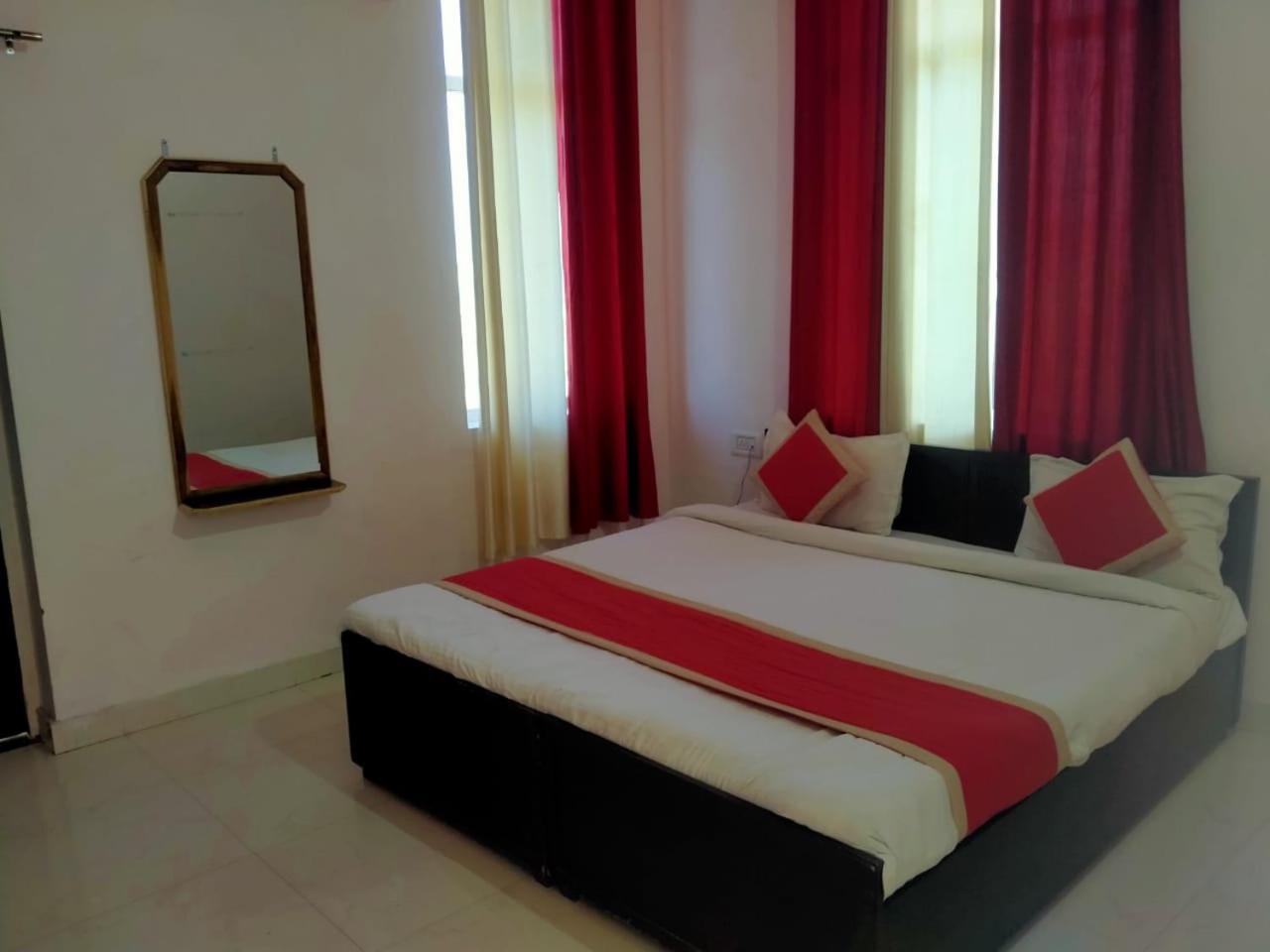 The Forest View Resort Khilchīpur Exterior foto